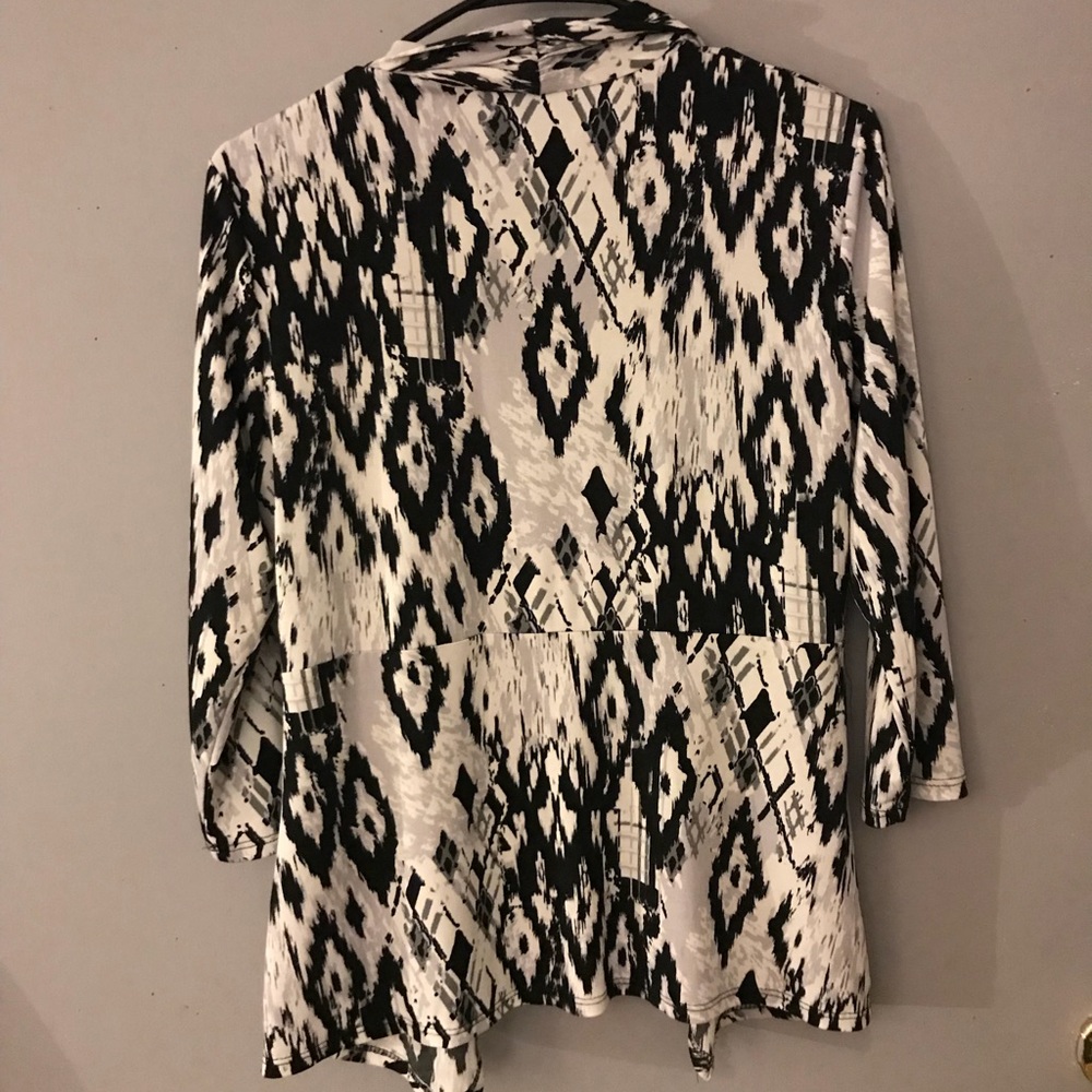 Cardigan - Picture 2 of 3